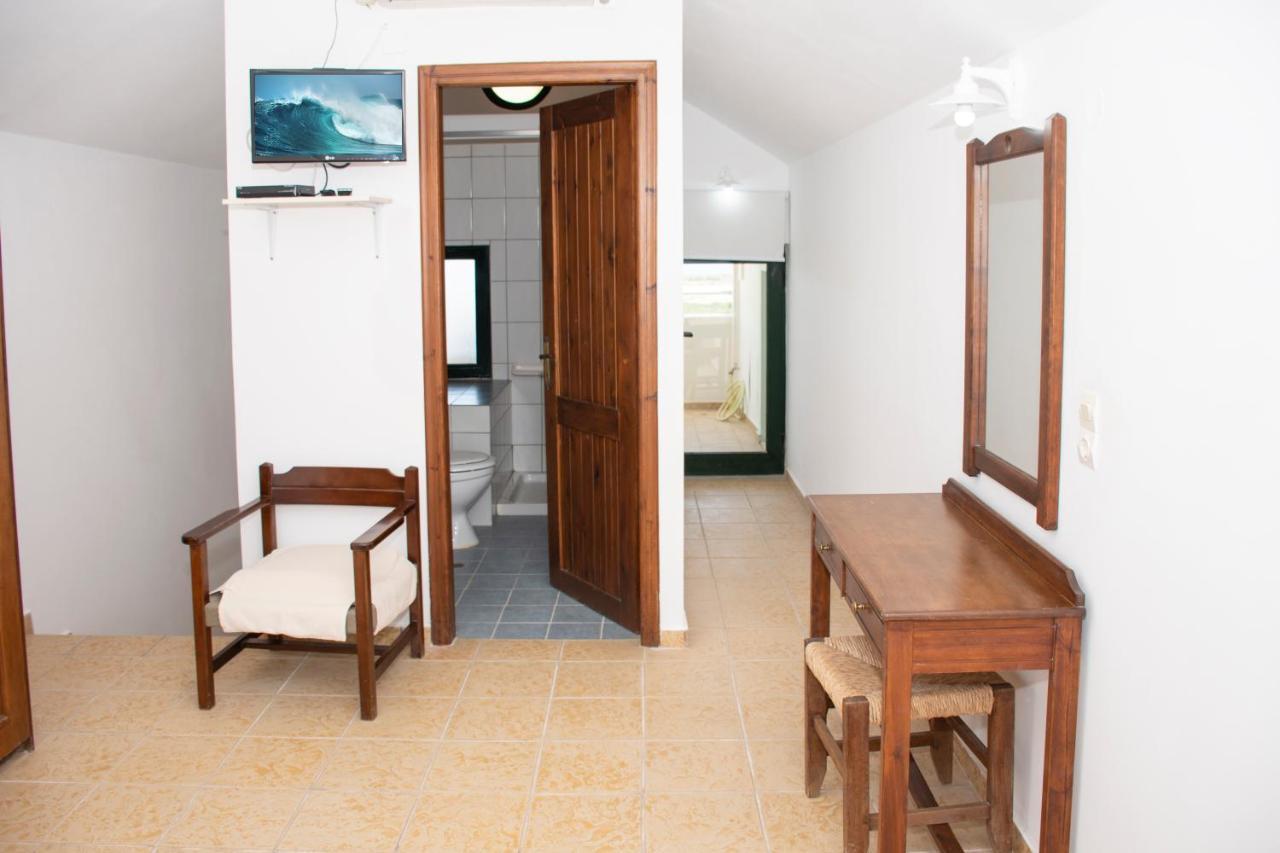 Olive Tree Apartment Kalivianí Exterior photo
