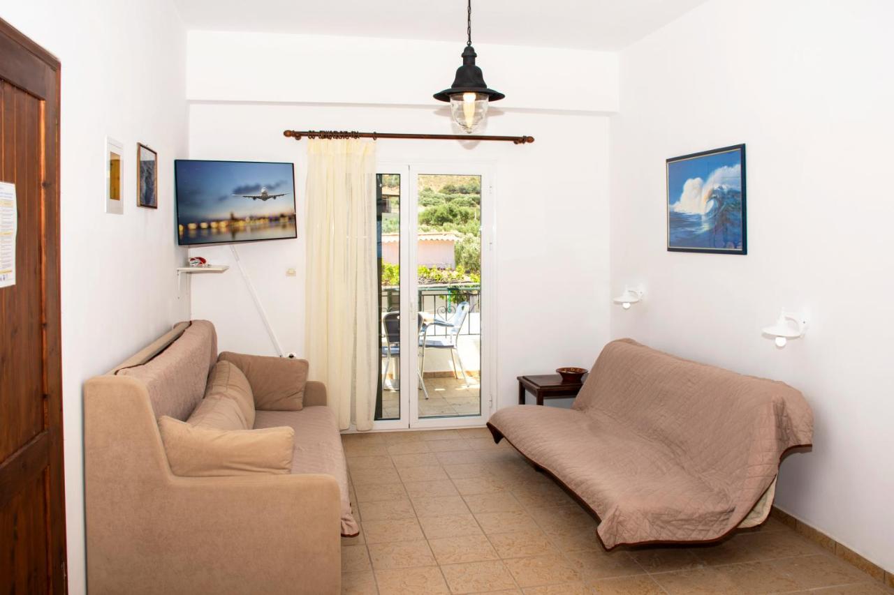 Olive Tree Apartment Kalivianí Exterior photo