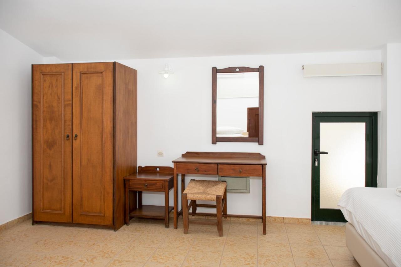 Olive Tree Apartment Kalivianí Exterior photo
